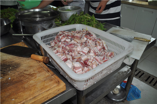 1562390639155548.jpg 14628706575130.jpg